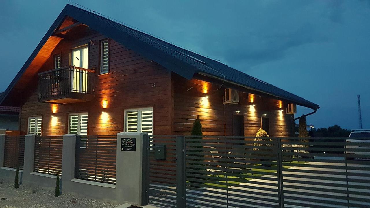 Penzion Florens, Nesvady Exteriér fotografie