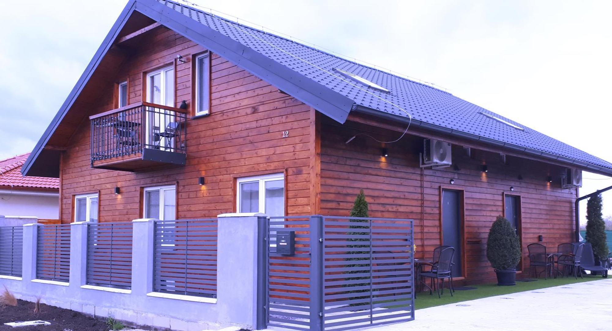 Penzion Florens, Nesvady Exteriér fotografie
